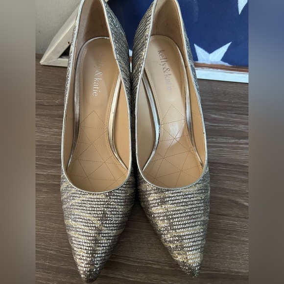Kelly & Katie Silver Heels - Picture 6 of 9